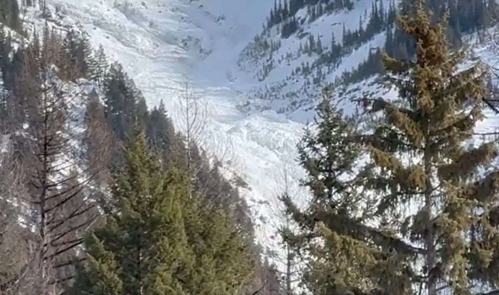 Caught on Camera: Swan Range Avalanche