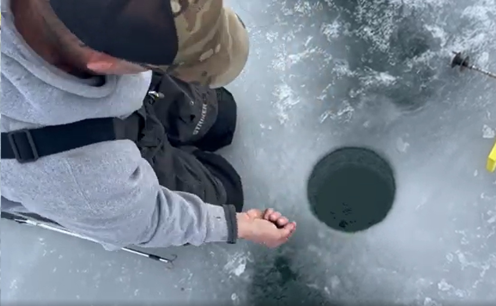 How to Pull a Nice Laker Through the Ice on Peck