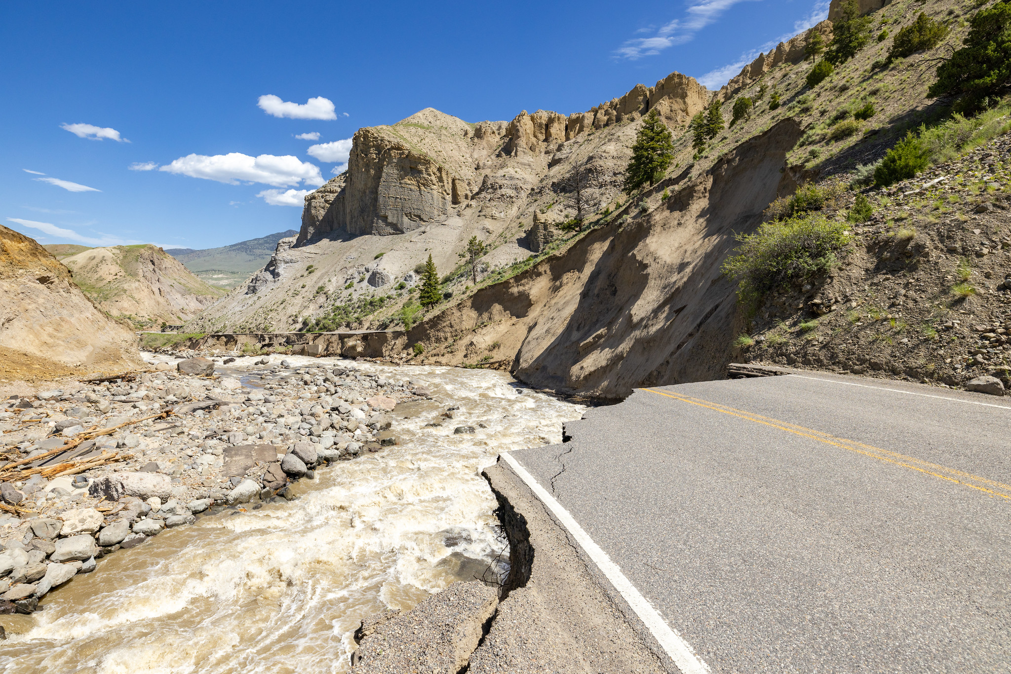 Public input sought on Yellowstone National Park’s North Entrance Road