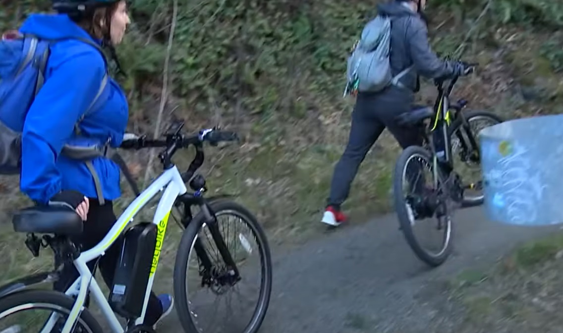 Mountain Bikers Pinned Down Mountain Lion After Attack