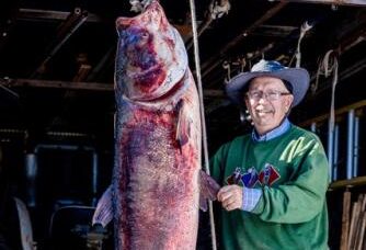 World record bighead carp caught with pole and line
