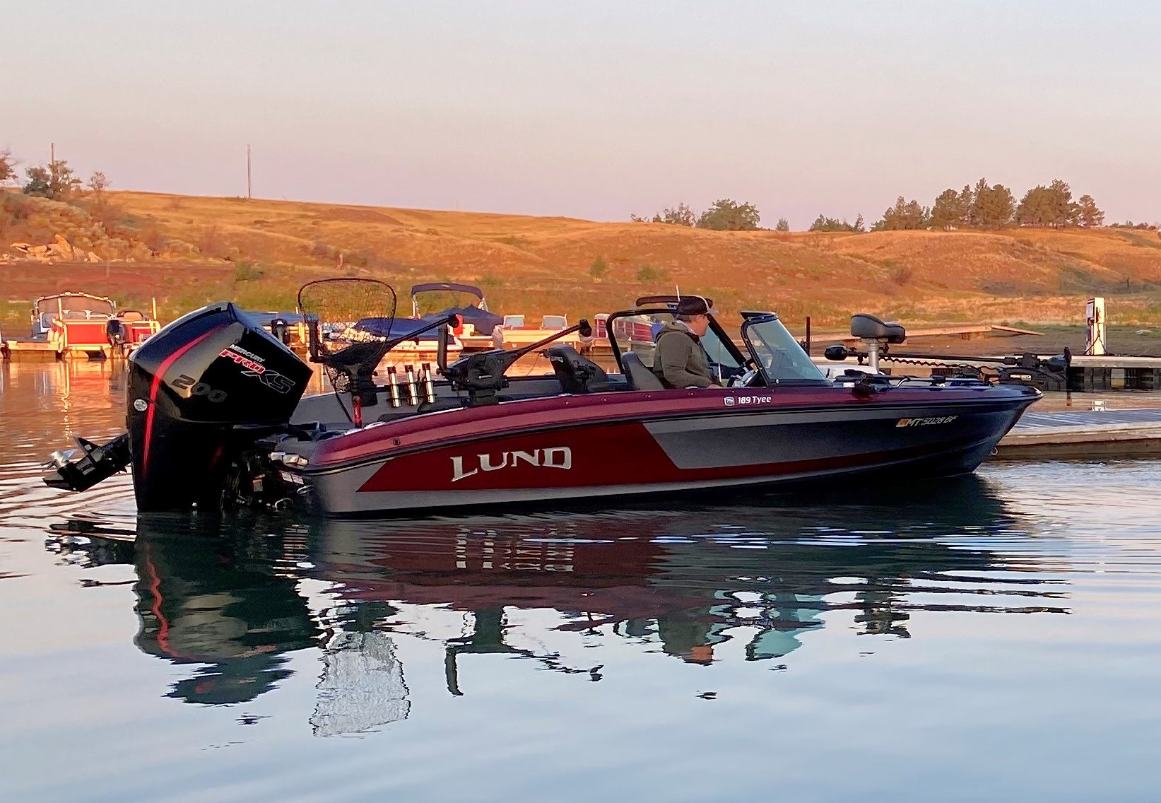 Brett French reports: Hawg hunting–Lunker Fort Peck chinook salmon lure anglers