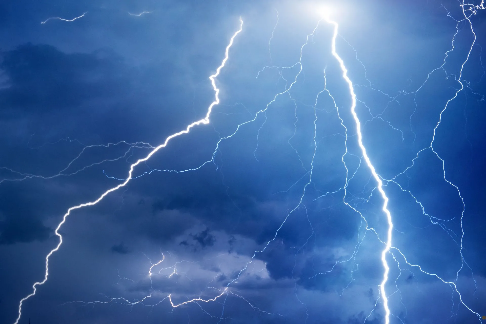 The Shocking Truth Is That Your Car Is Not Lightning-Proof