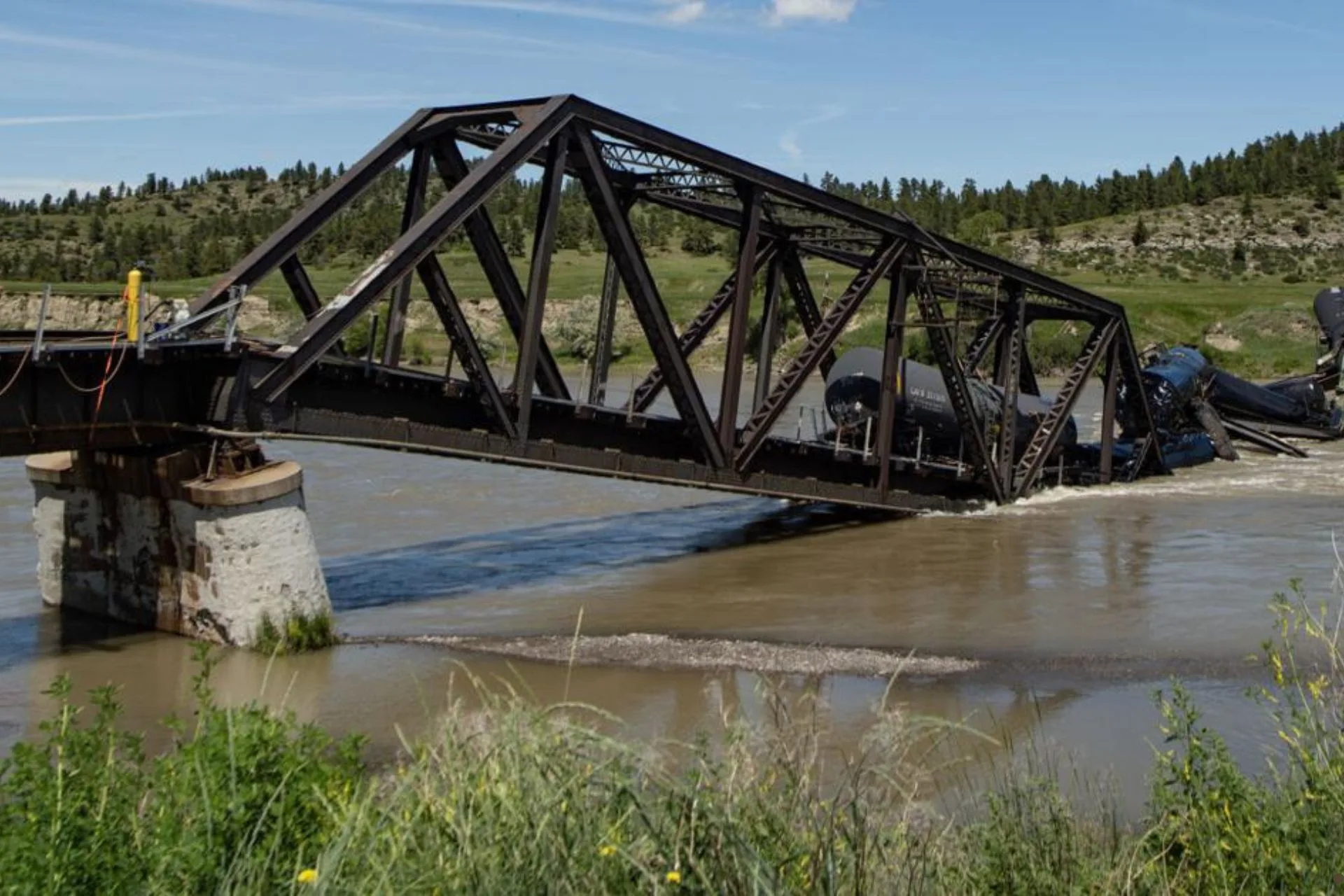 Yellowstone River users locked out as negotiations on access drag on
