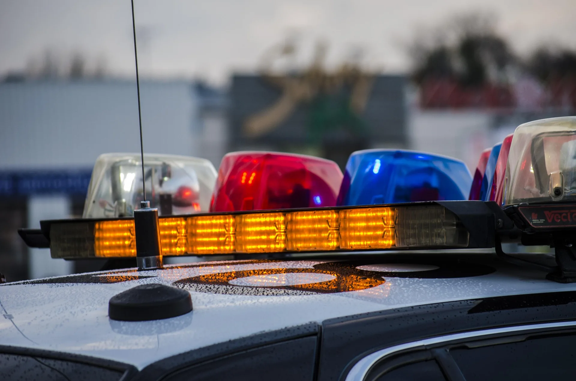 64-year-old man rescued from Clark Fork River after vehicle found on Russell Street Bridge
